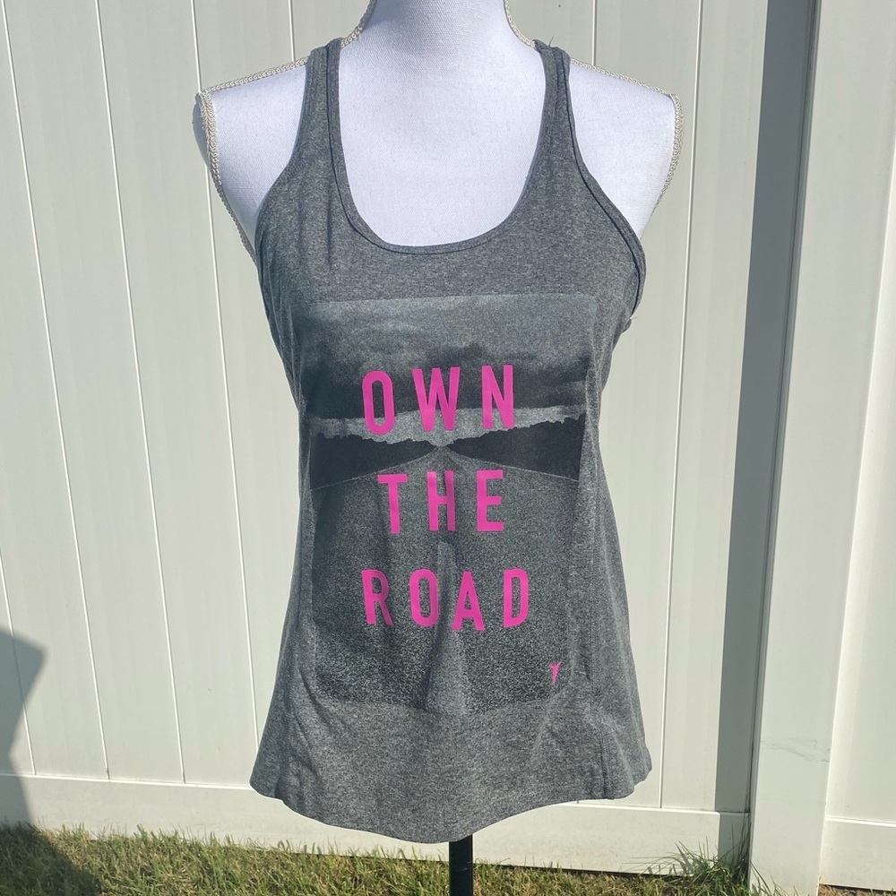 Own the road size medium old navy active tank